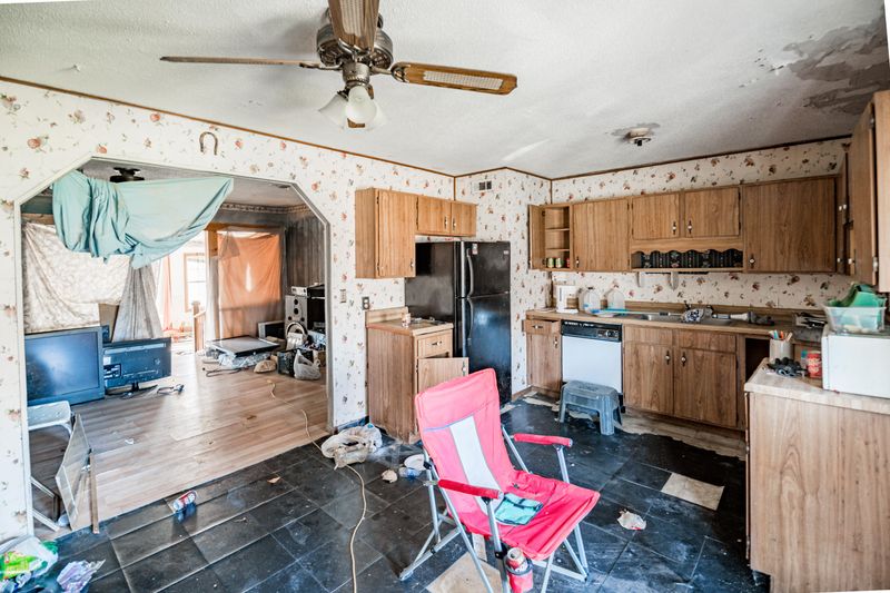 2122 Hickory Manor Rd, Sevierville, TN 37862