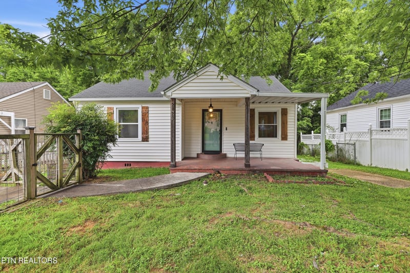 2123 Belvoir Ave, Knoxville, TN 37917