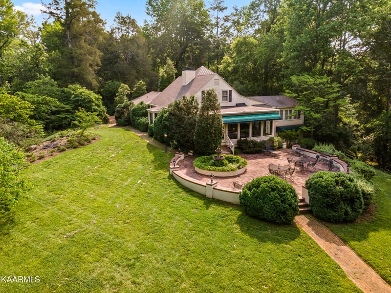 2125 Lyons Bend Rd, Knoxville, TN 37919