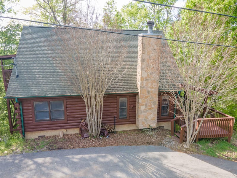 2125 Wingspan Dr, Sevierville, TN 37863