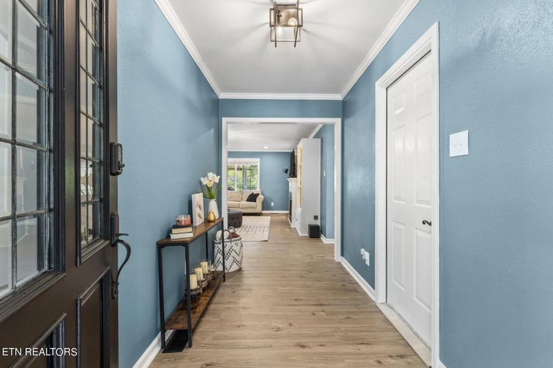 2127 Raulston View Dr, Maryville, TN 37803