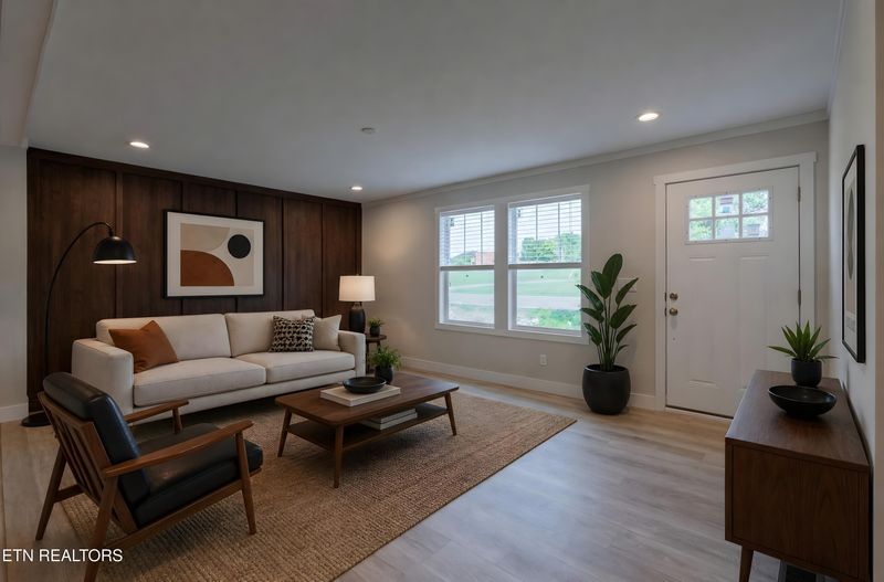 2127 Tipton Station Rd, Knoxville, TN 37920