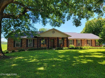 2128 Buckingham Cir, Maryville, TN 37803