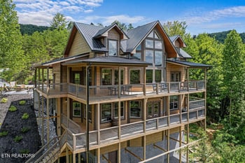 2129 Ross Way, Sevierville, TN 37876