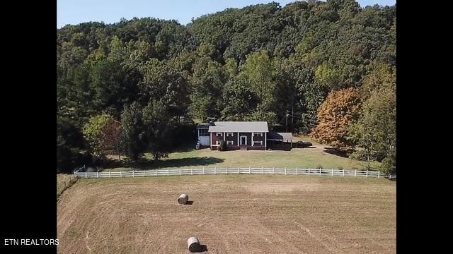 213 Anderson Rd, Sweetwater, TN 37874