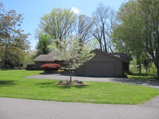 213 Beal Woods Dr, Sevierville, TN 37862