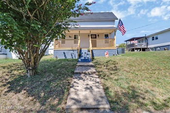 213 Birch St, Harriman, TN 37748