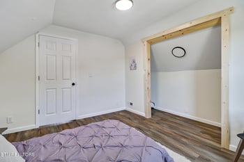 213 Birch St, Harriman, TN 37748