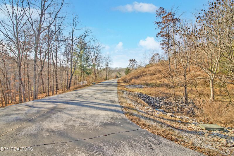 213 Emerald Ln, Rockwood, TN 37854