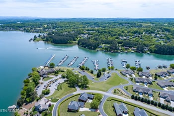 213 Gado Ln, Loudon, TN 37774