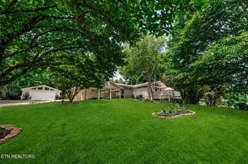 213 Golfclub Rd, Knoxville, TN 37919