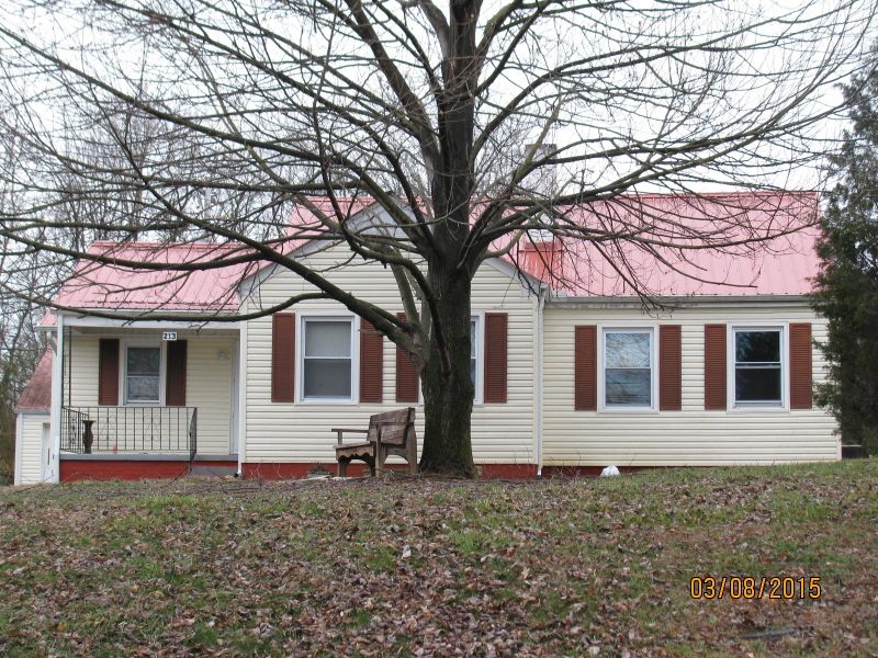 213 Hemlock Ave, Alcoa, TN 37701