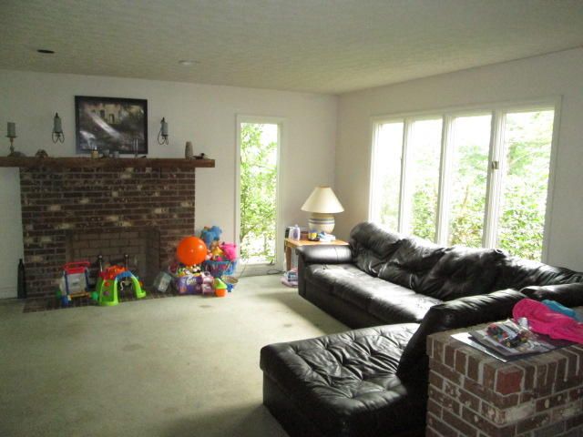 213 Jada Dr, Crossville, TN 38555
