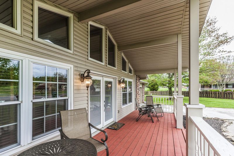 213 Laredo Ct, Seymour, TN 37865