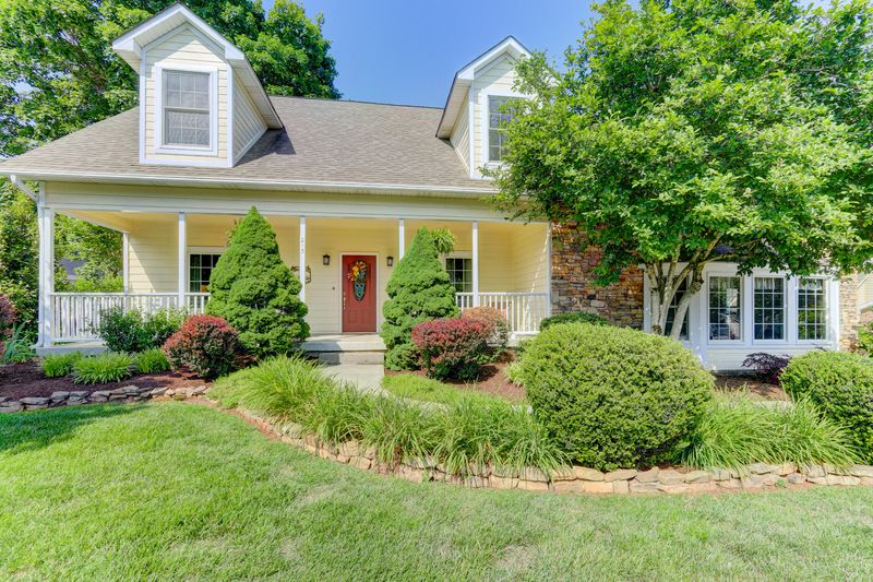 213 Mcfee Rd, Knoxville, TN 37934
