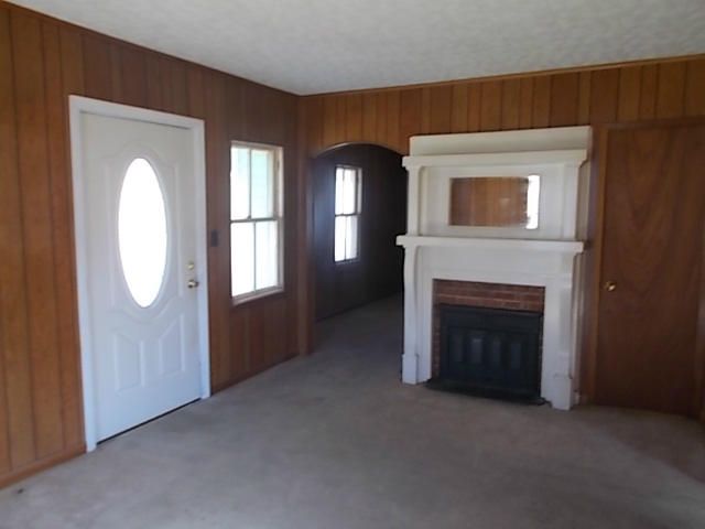 213 Morton Ln, Jellico, TN 37762