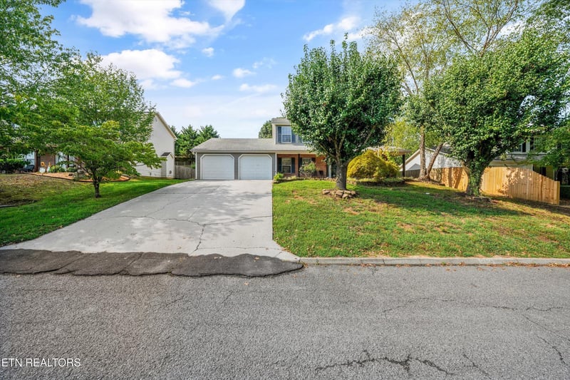 213 Nicely Tr, Powell, TN 37849