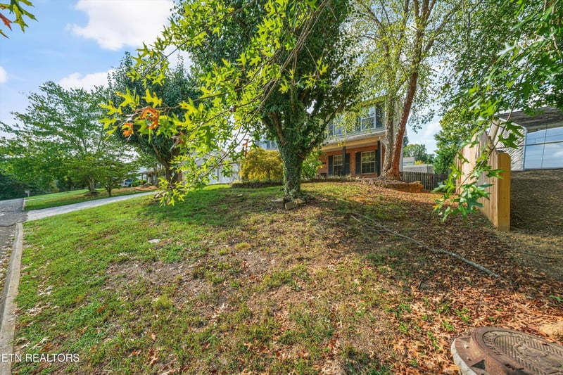 213 Nicely Tr, Powell, TN 37849