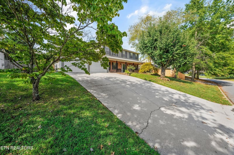 213 Nicely Tr, Powell, TN 37849