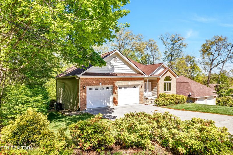 213 Osage Ln, Loudon, TN 37774