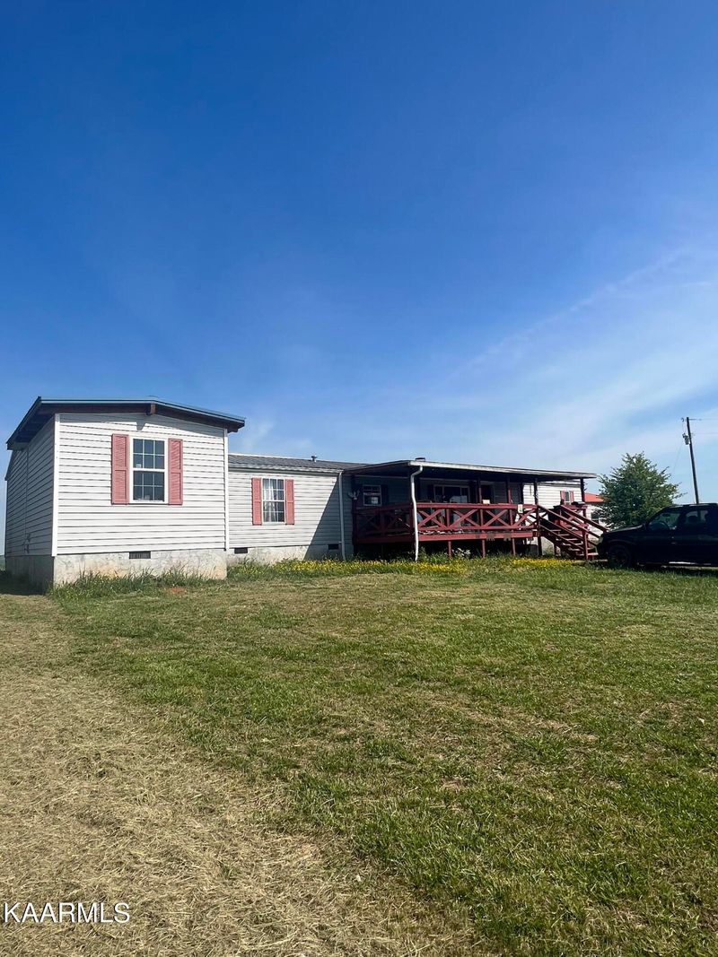 213 S Springview Rd, Maryville, TN 37801