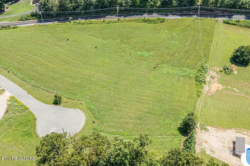 213 Washita Ln, Rutledge, TN 37861