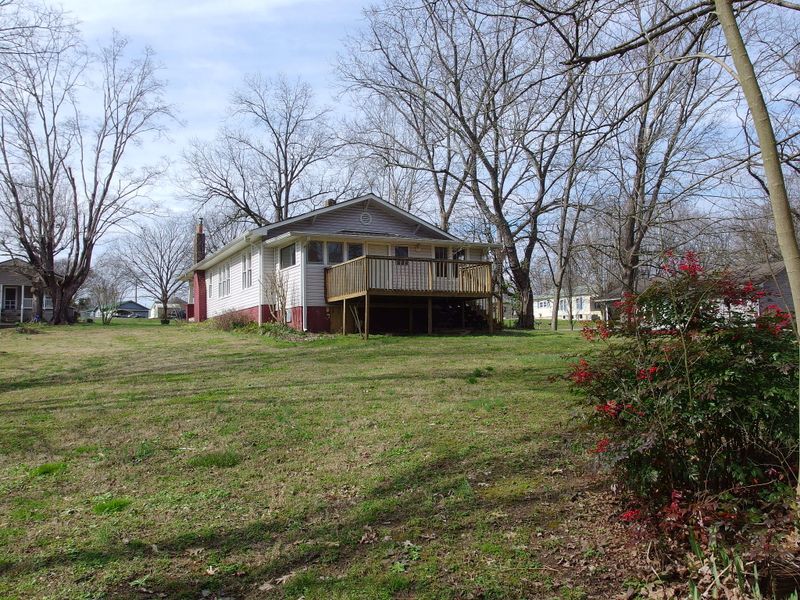 213 Wilkins Ave, Etowah, TN 37331