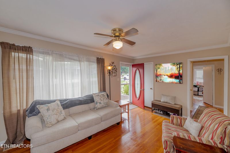 213 Willowbrook Dr, Kingston, TN 37763