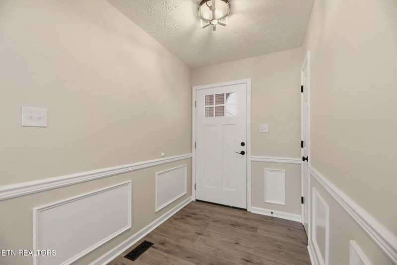 2130 Ember Brook Ln #1, Powell, TN 37849