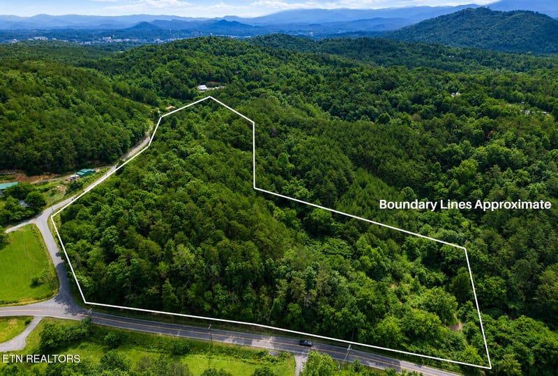 2131 Goose Gap Rd, Sevierville, TN 37876