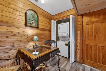 2134 Walnut Ct, Sevierville, TN 37876