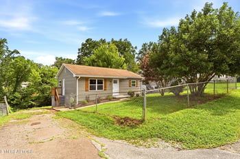 2135 Berea Ave, Knoxville, TN 37920