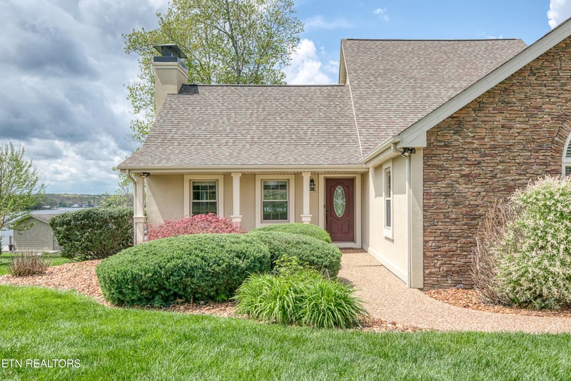 2135 Ona Rd, Crossville, TN 38572