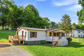 2136 Tuckaleechee Pike, Maryville, TN 37803