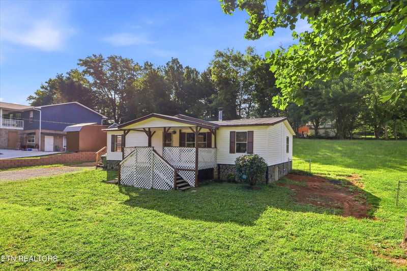 2136 Tuckaleechee Pike, Maryville, TN 37803