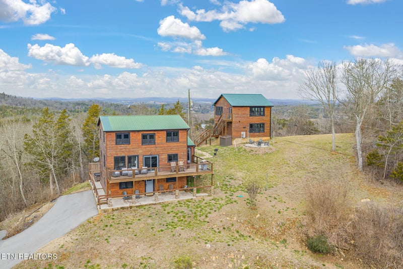 2138 Kerr Rd, Sevierville, TN 37876