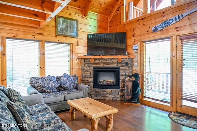 2138 Walnut Ct, Sevierville, TN 37876