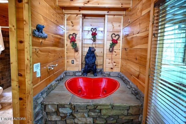 2138 Walnut Ct, Sevierville, TN 37876