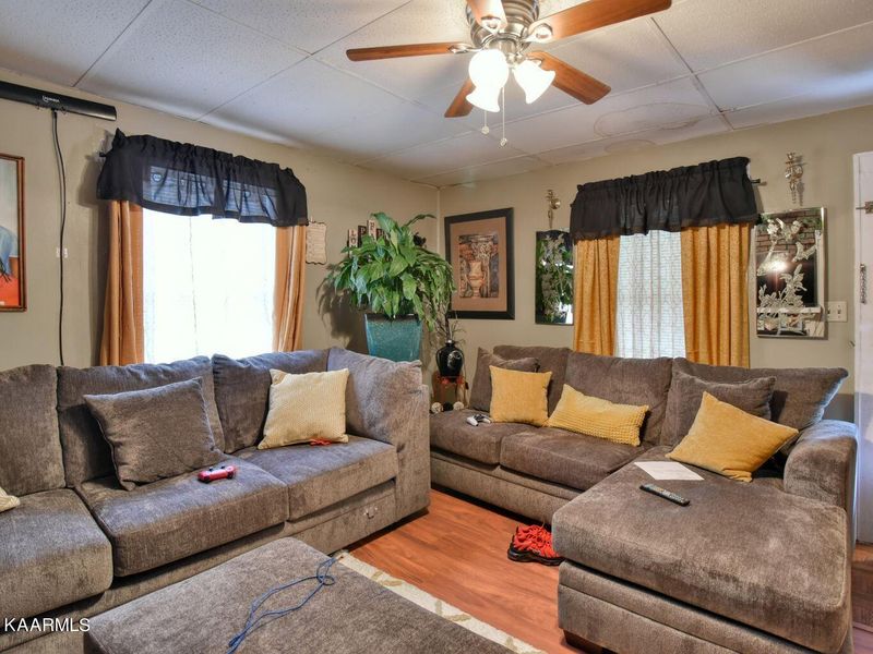 2139 Keith Ave, Knoxville, TN 37921