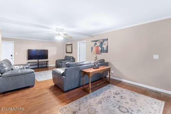214 Broad St, Sweetwater, TN 37874