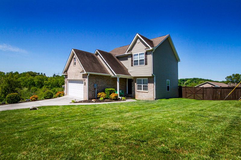 214 Butterscotch Ln, Loudon, TN 37774