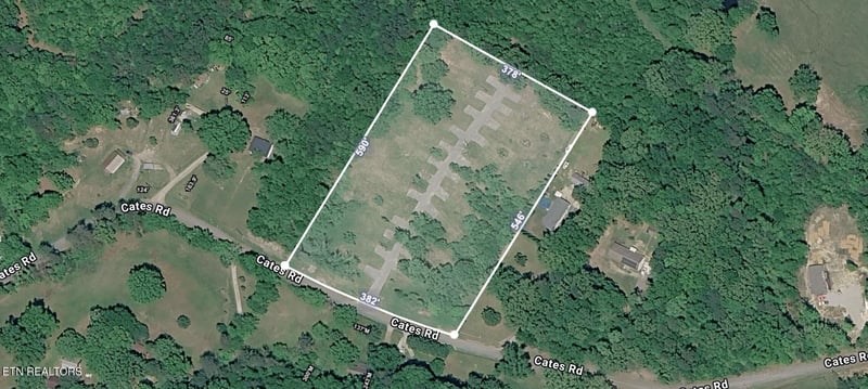 214 Cates Rd, Rockwood, TN 37854
