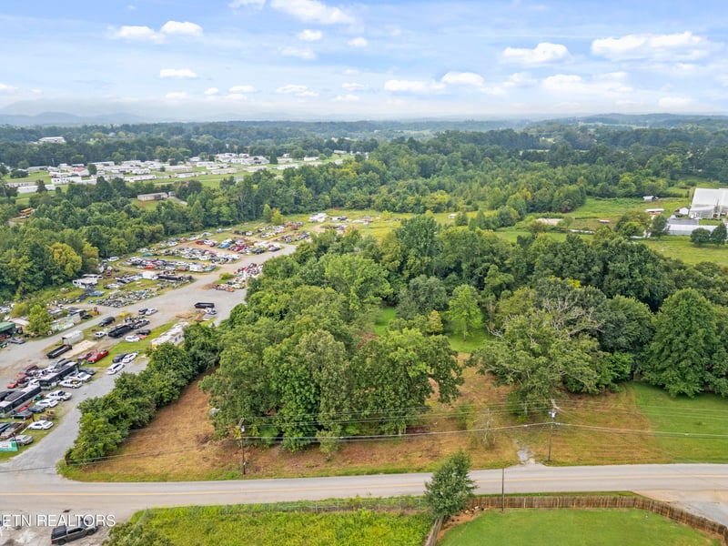 214 Doc Norton Rd, Maryville, TN 37804