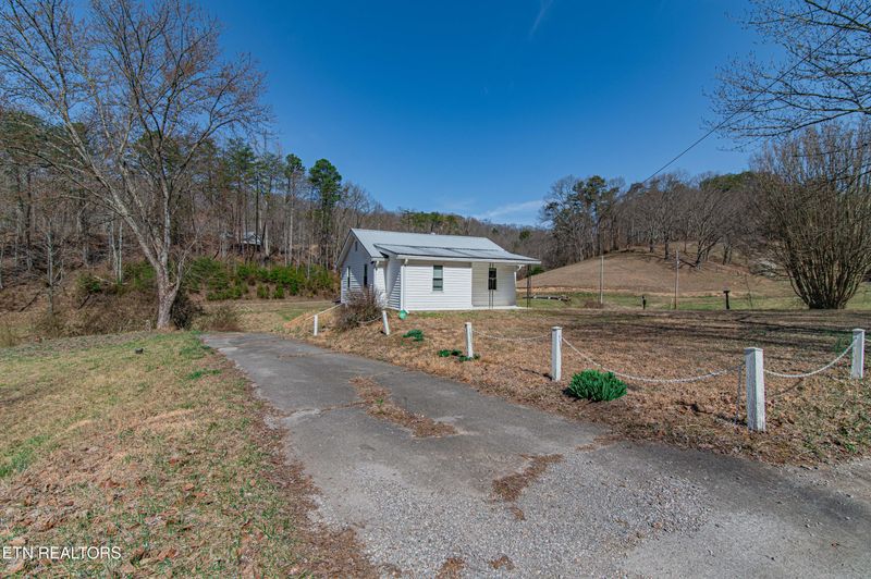 214 Foust Hollow Rd, Heiskell, TN 37754
