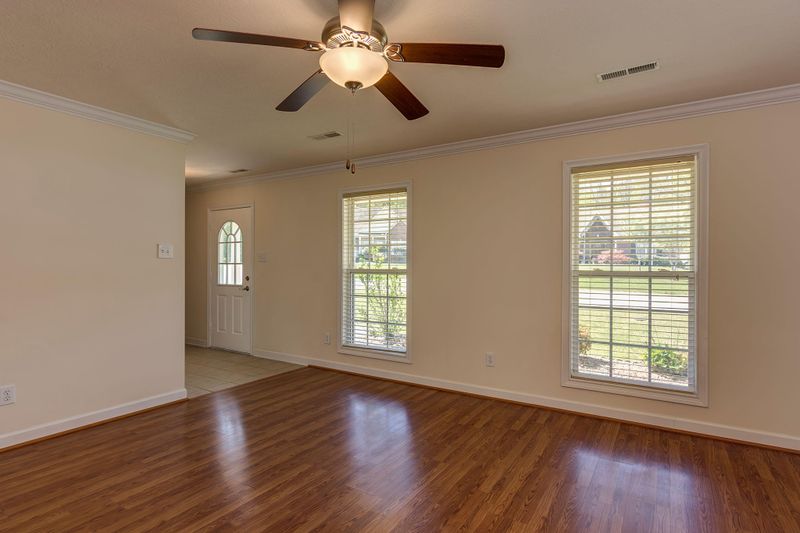 214 Hermitage Blvd, Oak Ridge, TN 37830