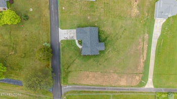 214 Morton Rd, Lafollette, TN 37766