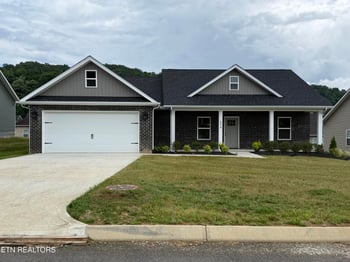 214 Mossy Rock Rd, Clinton, TN 37716