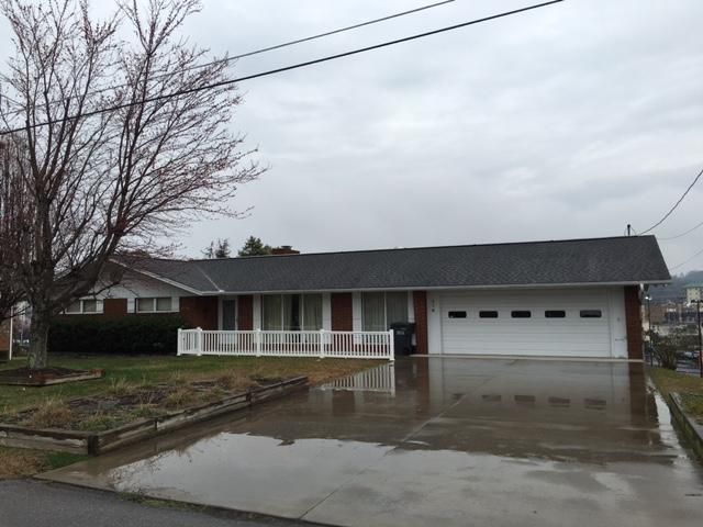 214 Mountain Vista Dr, Pigeon Forge, TN 37863