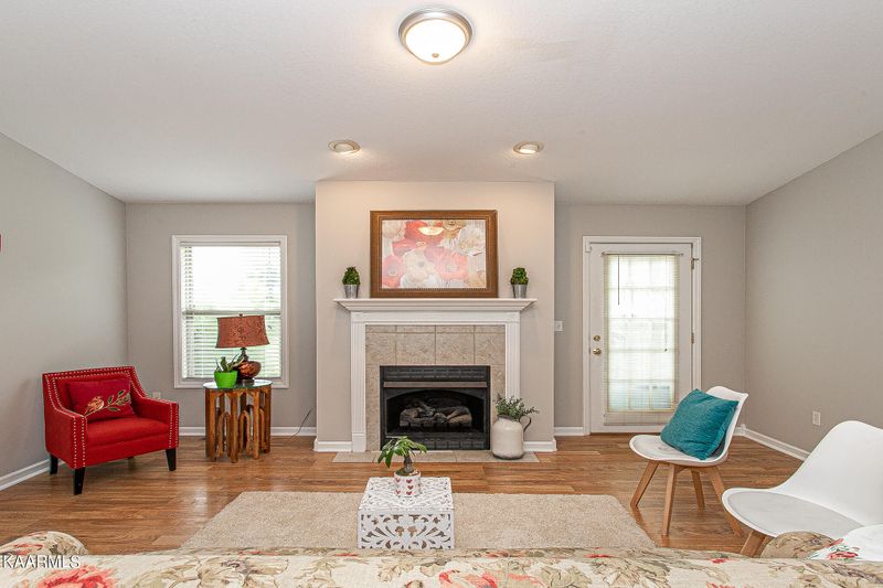 214 Stone St, Seymour, TN 37865