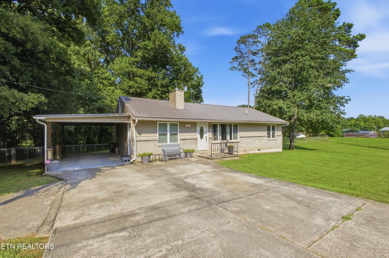 214 Woodlane Dr, Rockwood, TN 37854